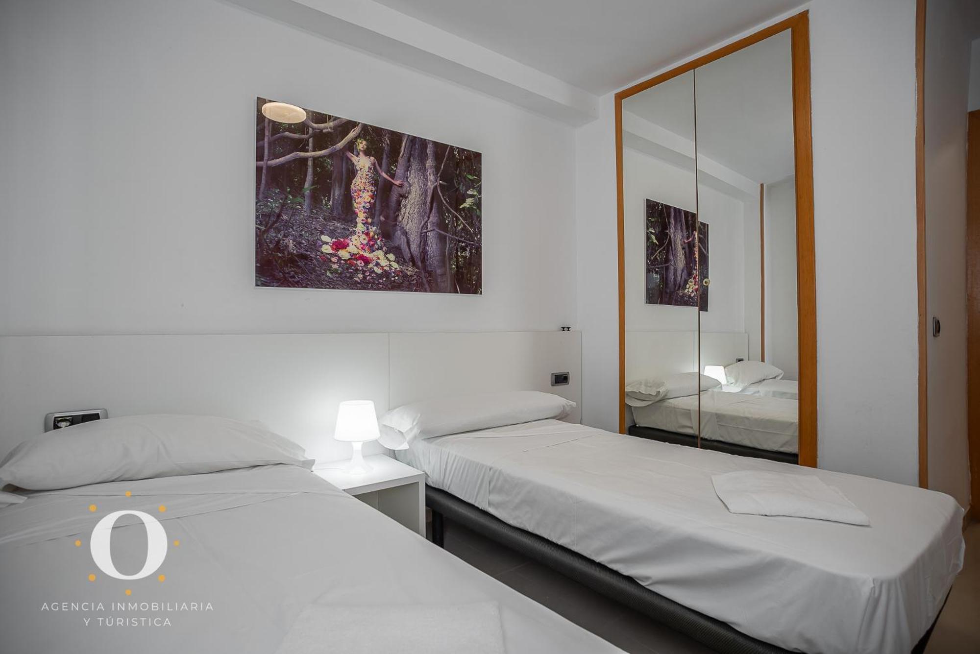 Holiday Primera Linea Magic World Oropesa del Mar Exterior photo